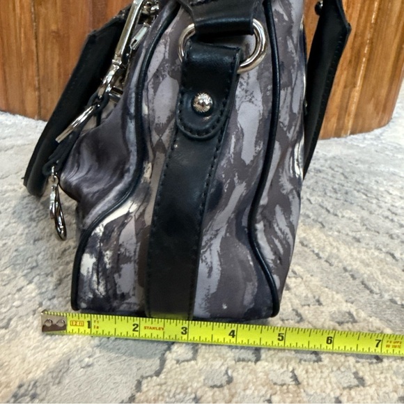 ETIENNE AIGNER Large Shoulder Bag Leather And Fabric Monogram Black Purple F - Picture 4 of 12